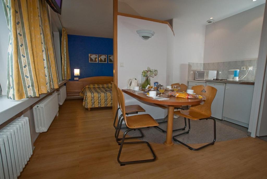 Les Messines Apparthotel Metz Room photo